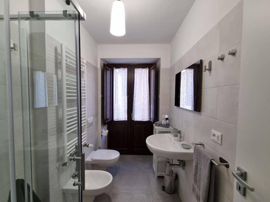 Casa Castello 63 Guest House LʼAquila Esterno foto
